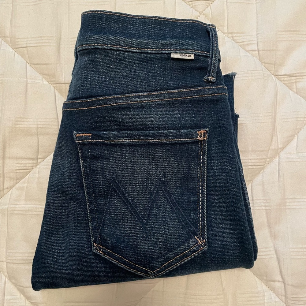 MOTHER The Insider Crop Step Fray Jeans - Brand New w/o tags!